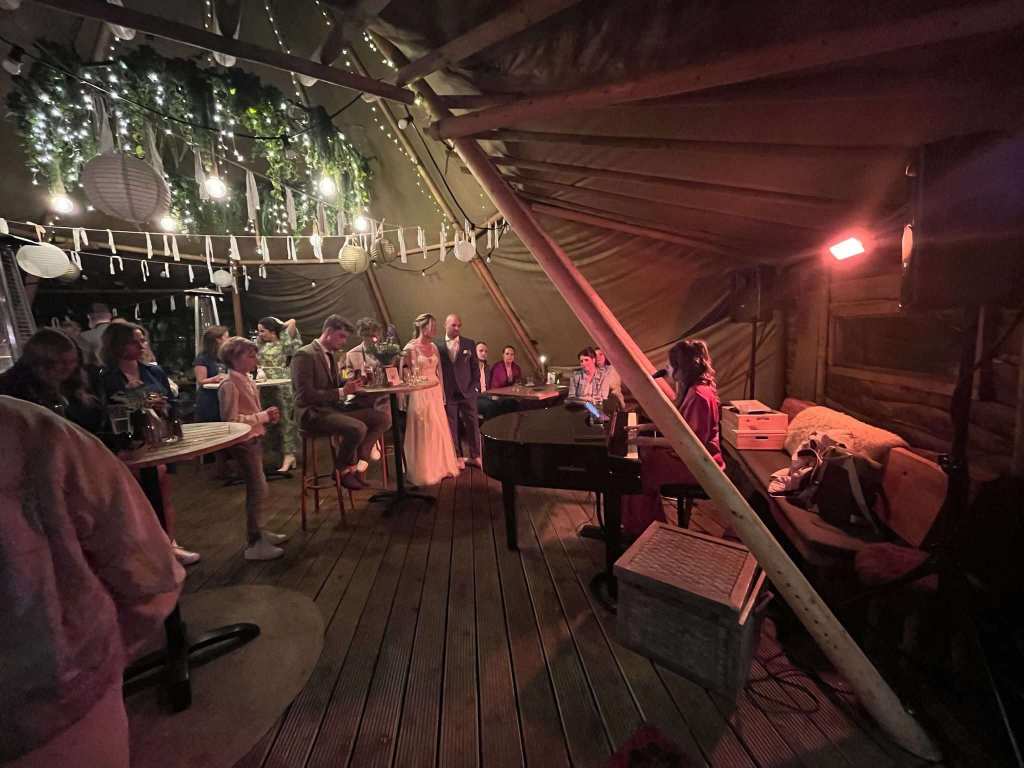 trouw in Nederland bij Rotterdam live muziek